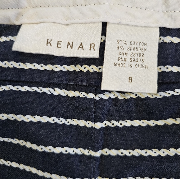 Kenar Shorts - Picture 3 of 3